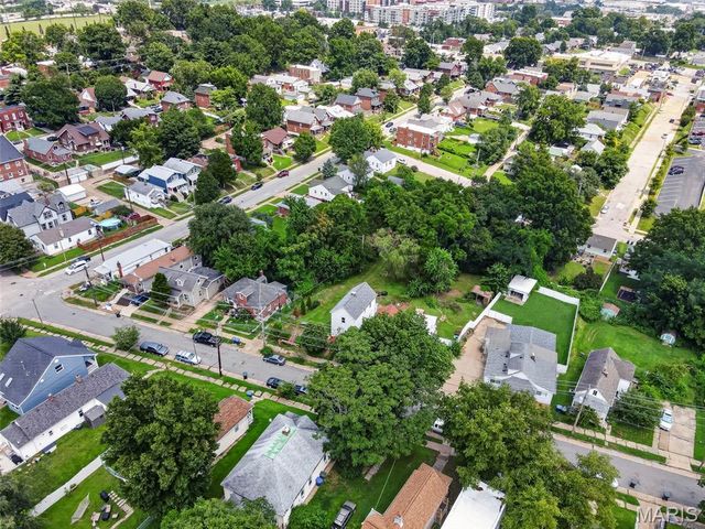 1318 Graham Street, St Louis, MO 63139