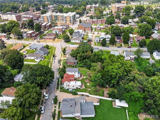 1318 Graham Street, St Louis, MO 63139