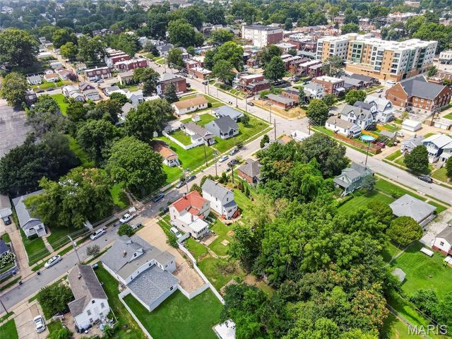1318 Graham Street, St Louis, MO 63139