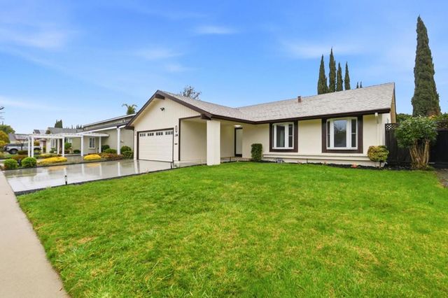 5316 Entrada Olmos, San Jose, CA 95123