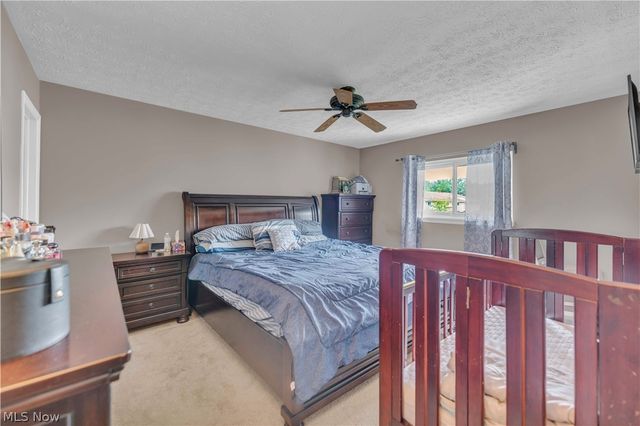 4300 Hyde Park Court 7, North Olmsted, OH 44070