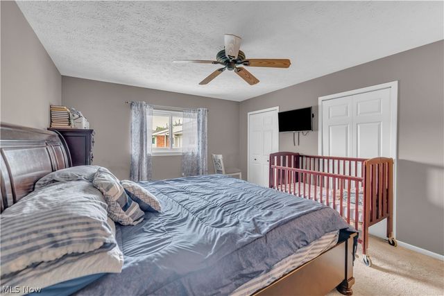 4300 Hyde Park Court 7, North Olmsted, OH 44070