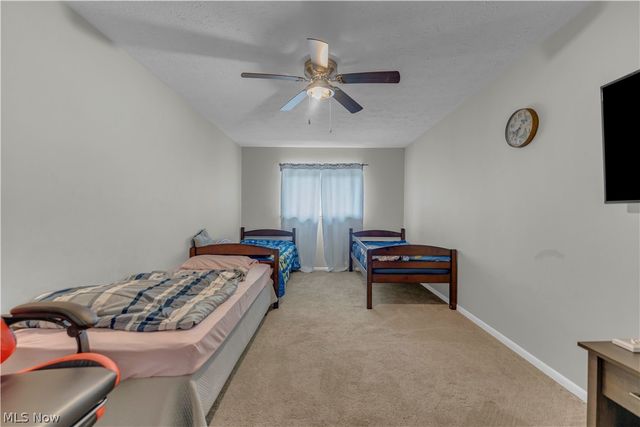 4300 Hyde Park Court 7, North Olmsted, OH 44070