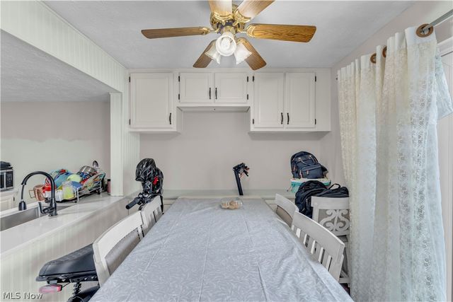 4300 Hyde Park Court 7, North Olmsted, OH 44070