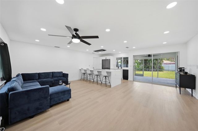 2506 LAKESHORE CIRCLE, Port Charlotte, FL 33952