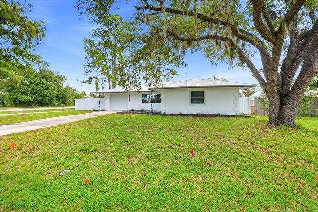 2506 LAKESHORE CIRCLE, Port Charlotte, FL 33952