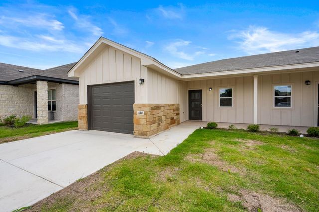 410 W Avenue C, Copperas Cove, TX 76522