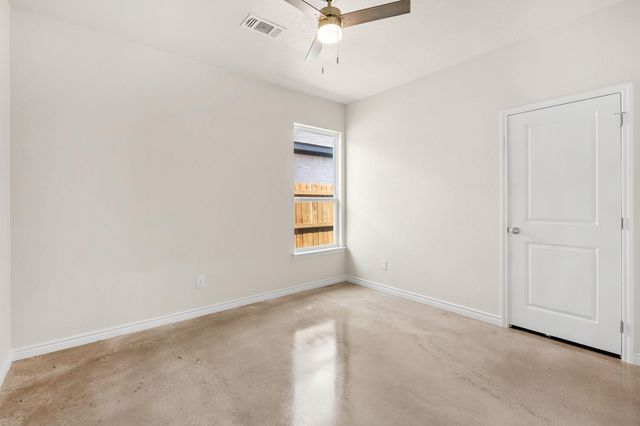 410 W Avenue C, Copperas Cove, TX 76522