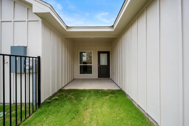 410 W Avenue C, Copperas Cove, TX 76522