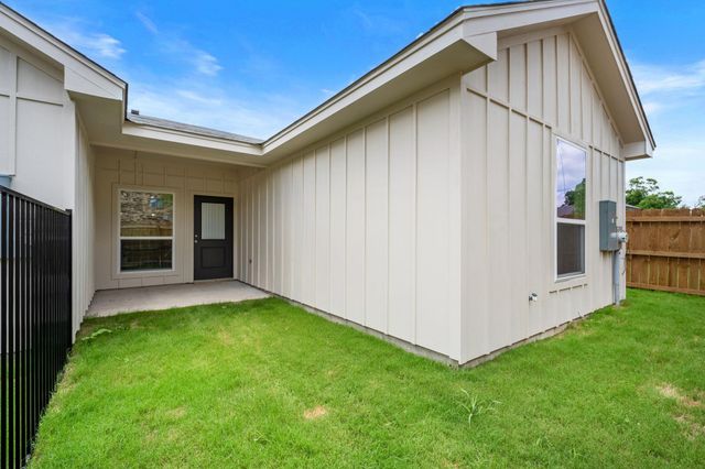 410 W Avenue C, Copperas Cove, TX 76522
