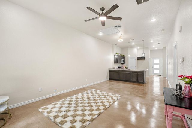 410 W Avenue C, Copperas Cove, TX 76522