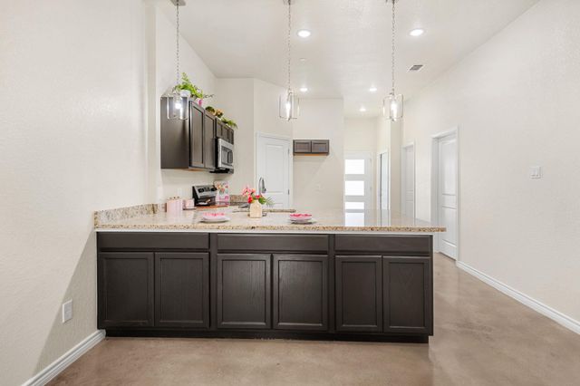 410 W Avenue C, Copperas Cove, TX 76522