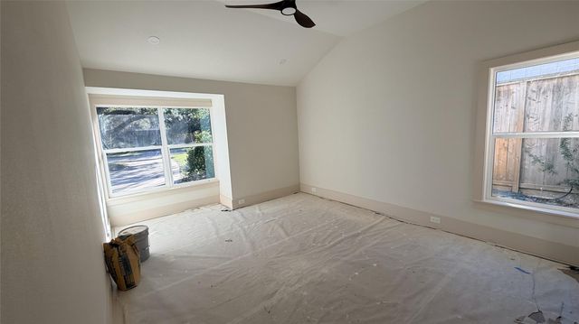 5642 Pine Forest Road, Houston, TX 77056