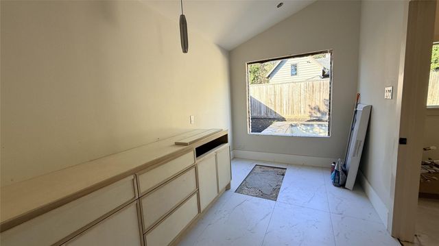 5642 Pine Forest Road, Houston, TX 77056