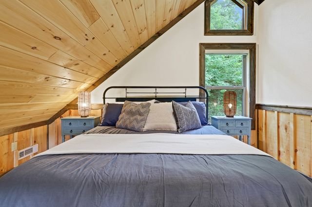 42 Old Jerusalem Road, Morganton, GA 30559