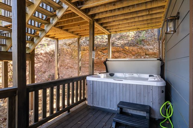 42 Old Jerusalem Road, Morganton, GA 30559