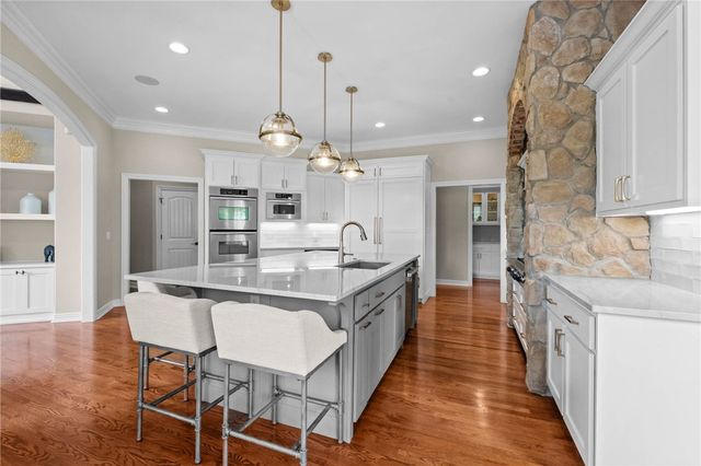 17 Nottingham Lane, Rogers, AR 72758