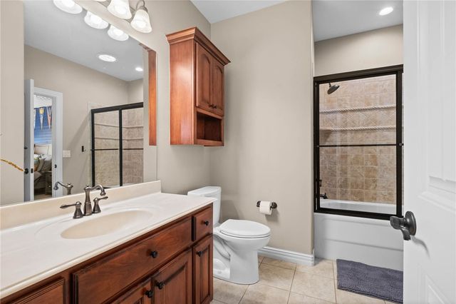 17 Nottingham Lane, Rogers, AR 72758