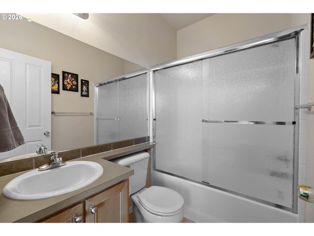826 Nw COUNCIL Dr, Gresham, OR 97030