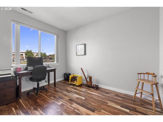 826 Nw COUNCIL Dr, Gresham, OR 97030