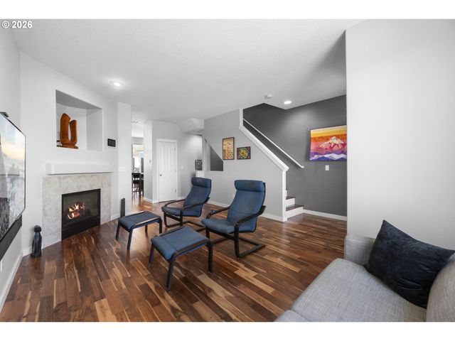 826 Nw COUNCIL Dr, Gresham, OR 97030