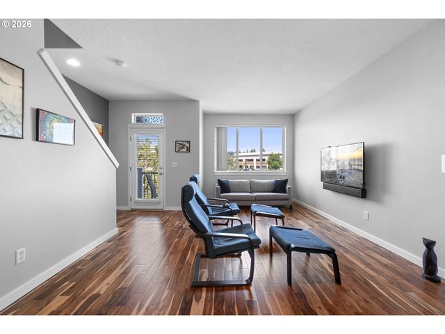 826 Nw COUNCIL Dr, Gresham, OR 97030