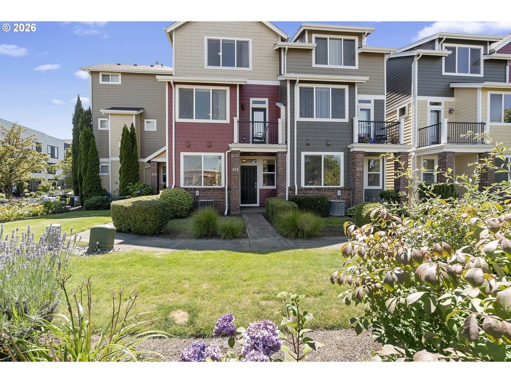 826 Nw COUNCIL Dr, Gresham, OR 97030