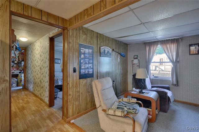 211 Dillon Point Road, Hammond, NY 13646