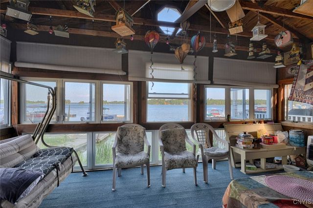 211 Dillon Point Road, Hammond, NY 13646