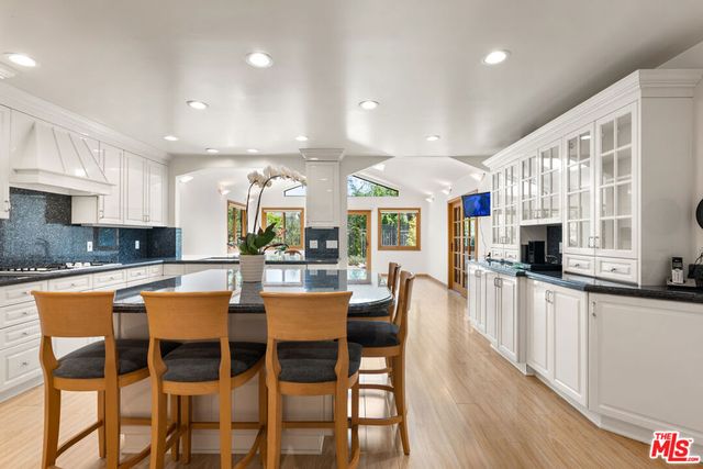 2160 Winona Boulevard, Los Angeles, CA 90027