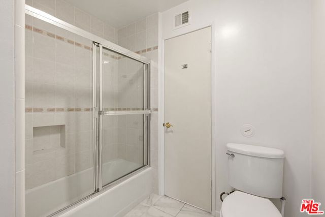 2160 Winona Boulevard, Los Angeles, CA 90027