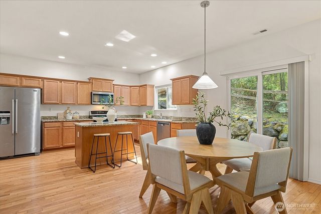 4150 240th Place SE, Bothell, WA 98021