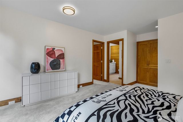 13710 41st Avenue NE, Seattle, WA 98125