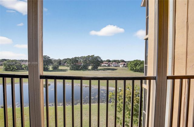 3671 Environ Blvd 564, Lauderhill, FL 33319