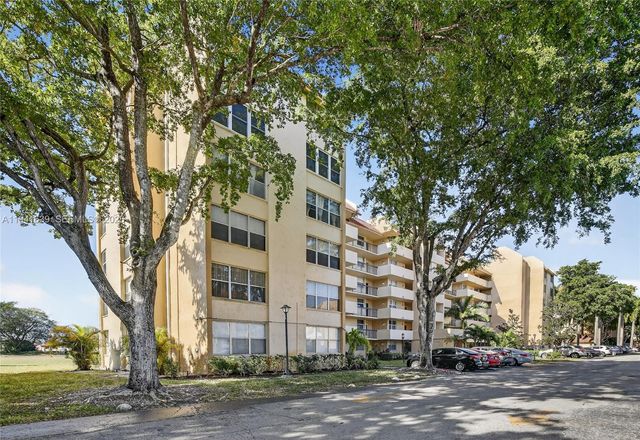 3671 Environ Blvd 564, Lauderhill, FL 33319