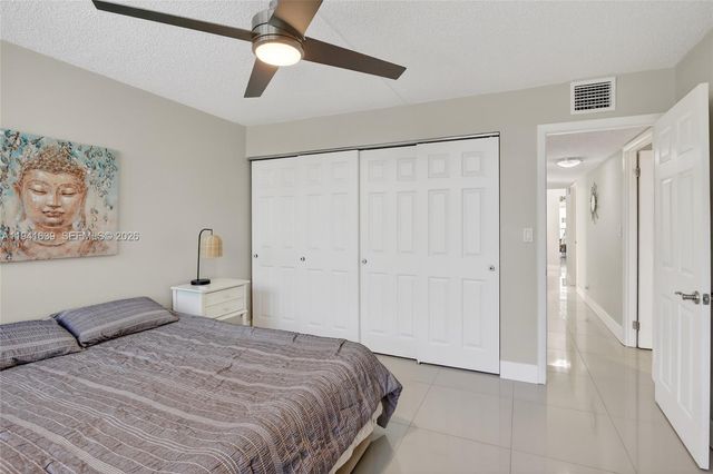 3671 Environ Blvd 564, Lauderhill, FL 33319