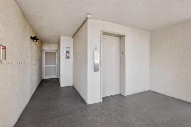 3671 Environ Blvd 564, Lauderhill, FL 33319