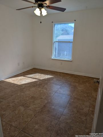 11218 Magic Canyon, San Antonio, TX 78252