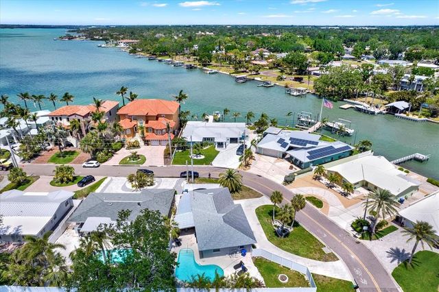 7800 CAUSEWAY BOULEVARD N, St Petersburg, FL 33707
