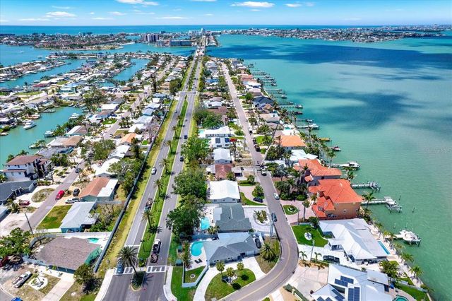 7800 CAUSEWAY BOULEVARD N, St Petersburg, FL 33707