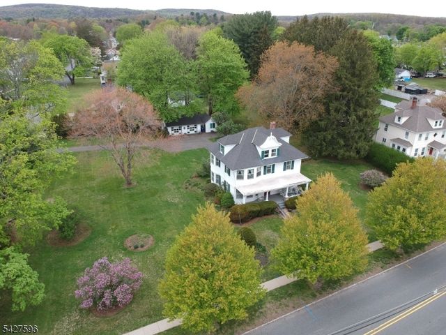 35 Eyland Ave, Roxbury Twp., NJ 07876