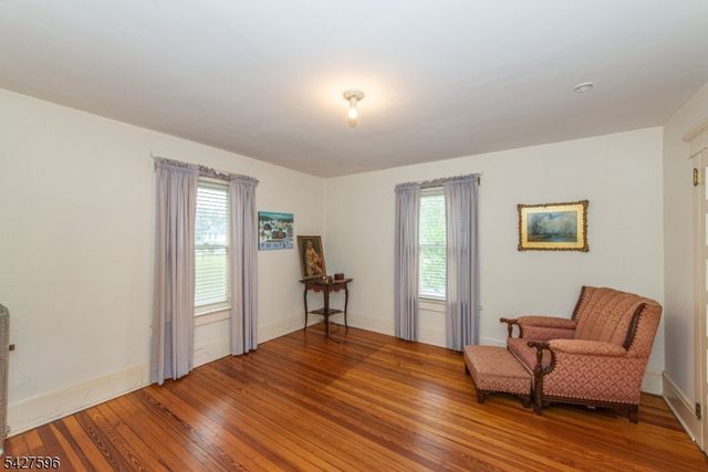35 Eyland Ave, Roxbury Twp., NJ 07876