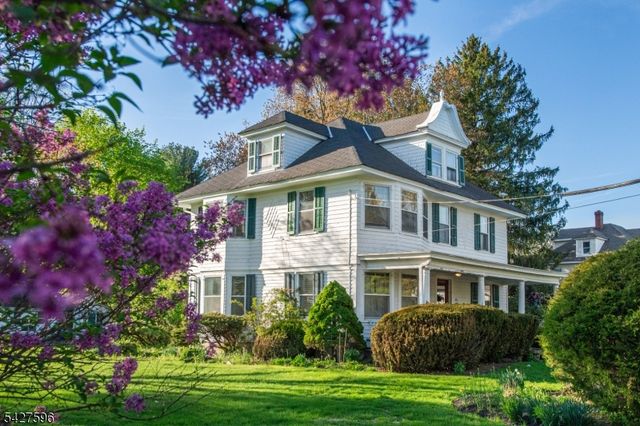 35 Eyland Ave, Roxbury Twp., NJ 07876
