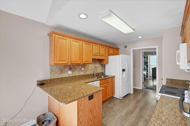 7309 Spring Run Dr, Louisville, KY 40291