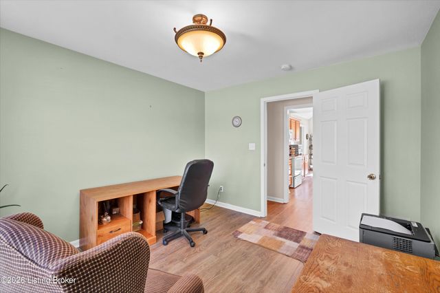 7309 Spring Run Dr, Louisville, KY 40291