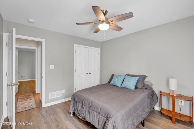 7309 Spring Run Dr, Louisville, KY 40291