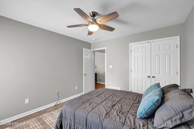 7309 Spring Run Dr, Louisville, KY 40291