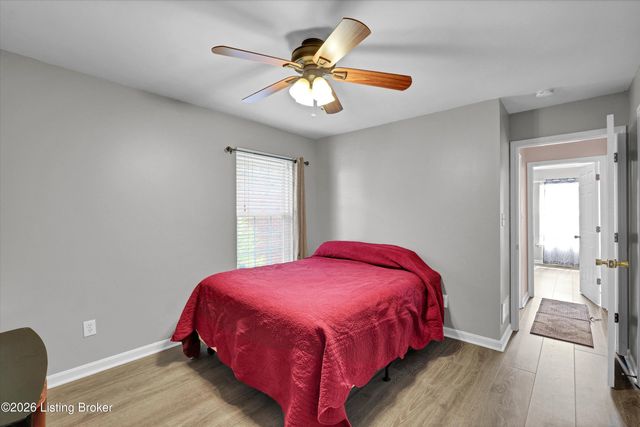 7309 Spring Run Dr, Louisville, KY 40291