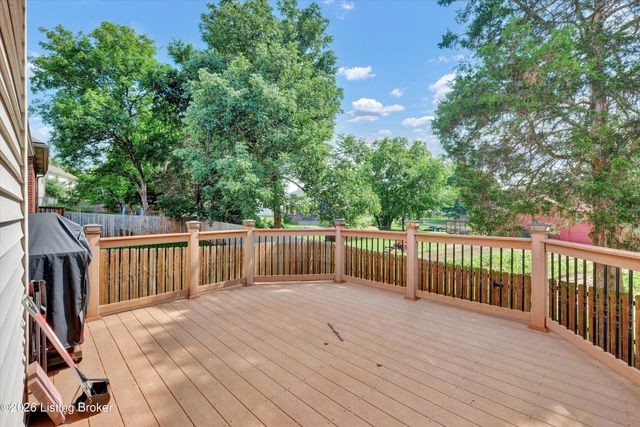 7309 Spring Run Dr, Louisville, KY 40291