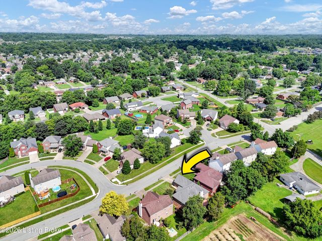 7309 Spring Run Dr, Louisville, KY 40291